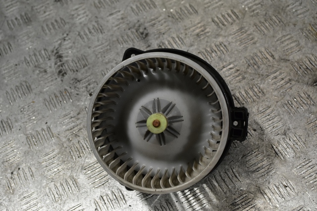 Електромотор пічки 8710342060 TOYOTA