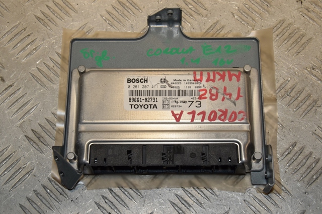 Блок електронного управління 8966102731 TOYOTA