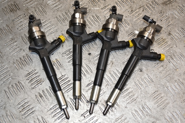 Форсунки електромагнітні 8973762703 OPEL