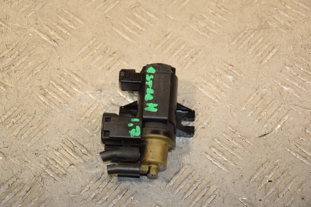 Перетворювач тиску (соленоїд) наддуву / EGR 8981056561 OPEL