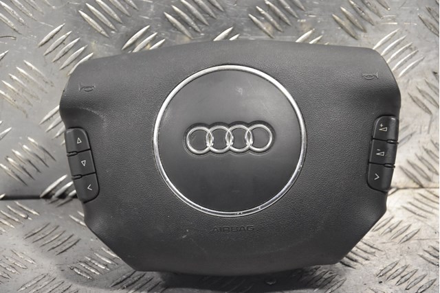 Подушка безопасности руль airbag audi (c5) 8E0880201AB