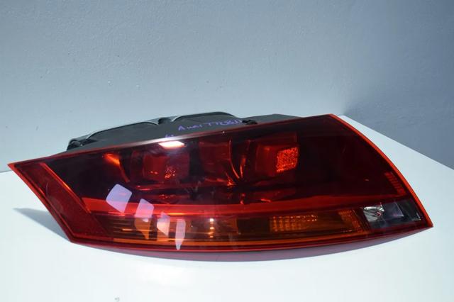 Ліхтар задній лівий 8J0945095C VAG