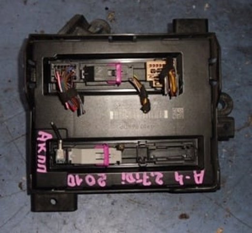 Блок управління комфорту 8K0907064DP VAG
