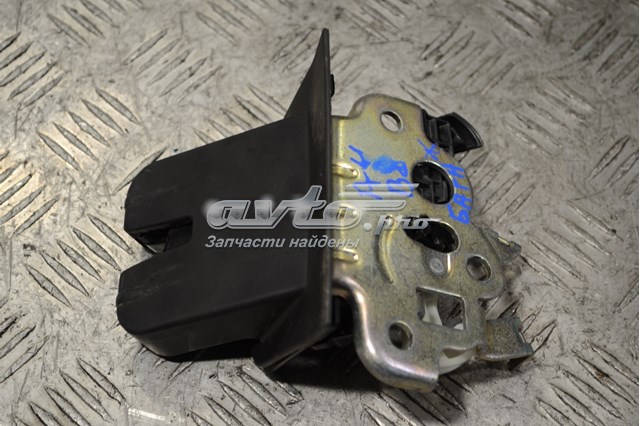 Замок кришки багажника/задньої  3/5-ї двері, задній 8R0827505 VAG
