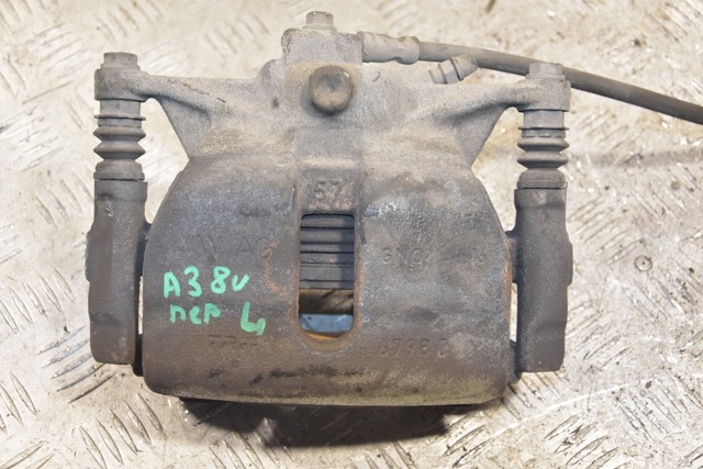 Супорт гальмівний, передній, лівий 8V0615123 VAG