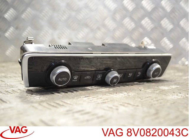 Блок управління пічкою 8V0820043C VAG