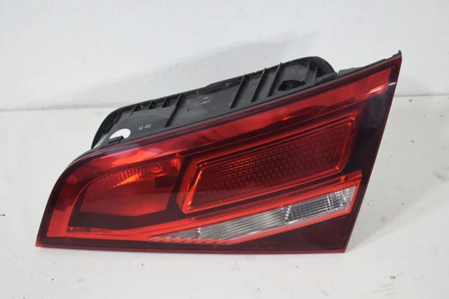 Задні ліхтарі 8V4945076 VAG