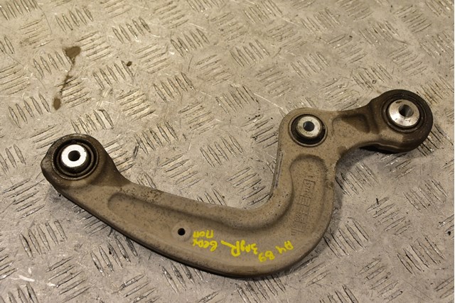 Важіль задньої підвіски нижній, лівий 8W0505361E VAG