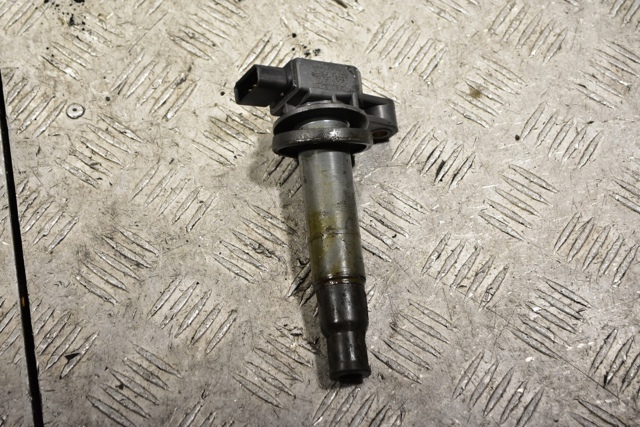 Котушка запалювання 9008019021 TOYOTA