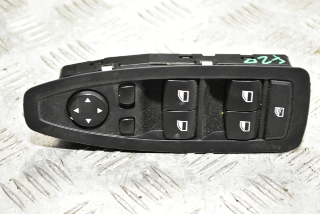 Кнопковий блок керування склопідіймачами передній лівий 9208111 BMW