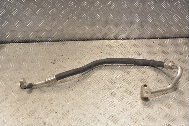 Трубопроводи 9212232 BMW