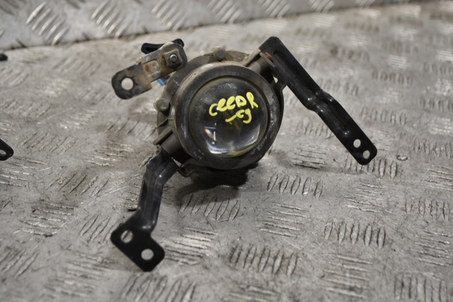 Туманка права 922021H000 HYUNDAI