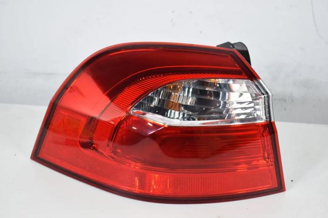 Стоп задній 924011W2 HYUNDAI