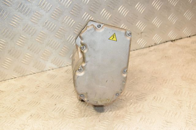 Компресор кондиціонера 926006UM0B NISSAN