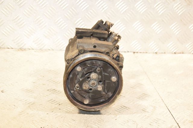 Насос кондиціонера 926009865R NISSAN
