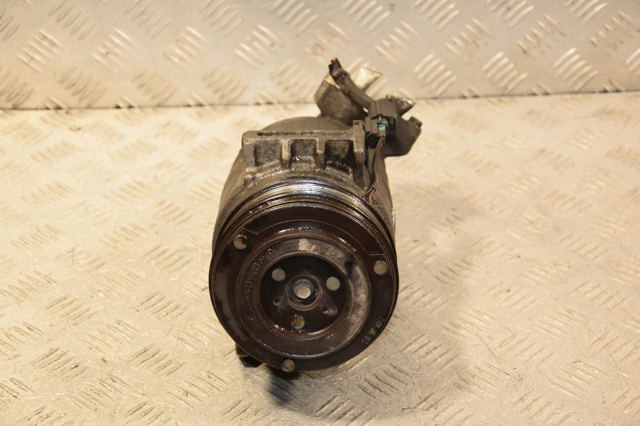 Компресор кондиціонера 92600JY02A RENAULT