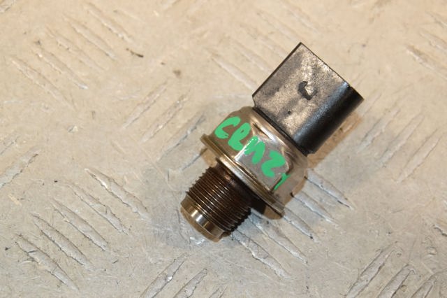 Датчик тиску палива 9307Z528A GM