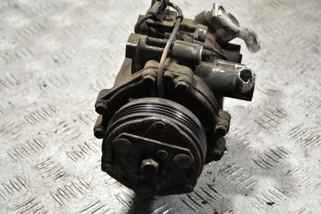 Компресор кондиціонера 9520062JA0 SUZUKI