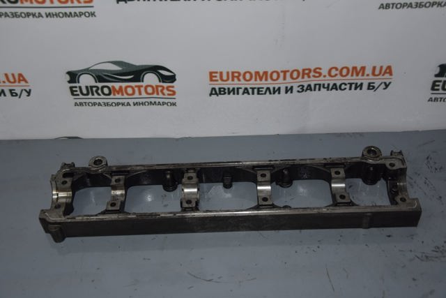 ГБЦ  двигуна 9630377610 PEUGEOT