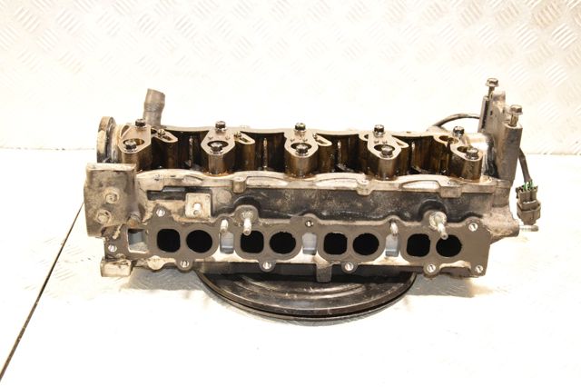 Головка циліндрів 96440132 GM