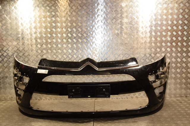 Кожух бампера переднього 9680402277 PEUGEOT