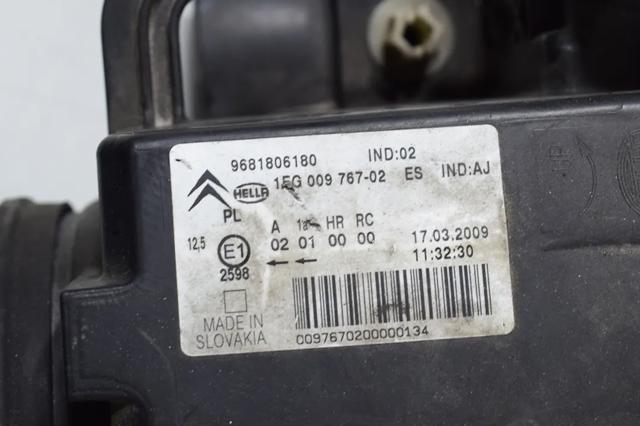 Фара передня права 9681806180 PEUGEOT