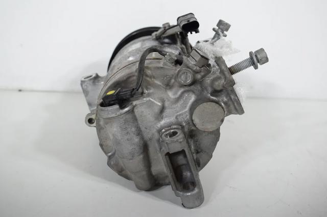 Насос кондиціонера A0008304202 MERCEDES