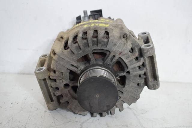 Авто генератор A0131546802 MERCEDES