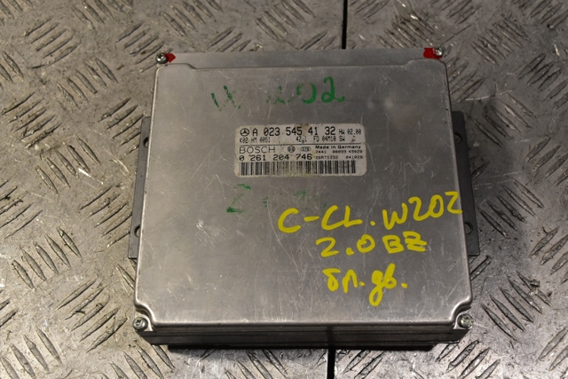 Блок двигуна A0235454132 MERCEDES