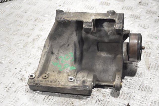 Кронштейн компресора наддуву двигуна A1110960645 MERCEDES