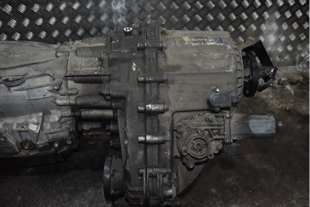 Роздавальна коробка A1642801000 MERCEDES