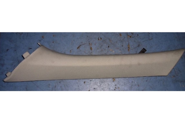 Переднє скло A1646900726 MERCEDES