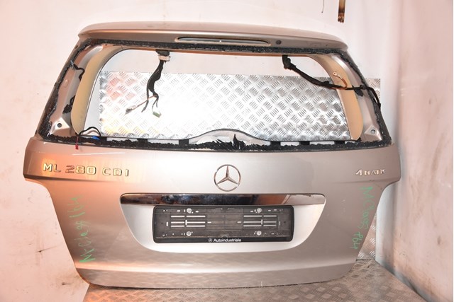 Mercedes ml 164 кришка багажника A1647400105