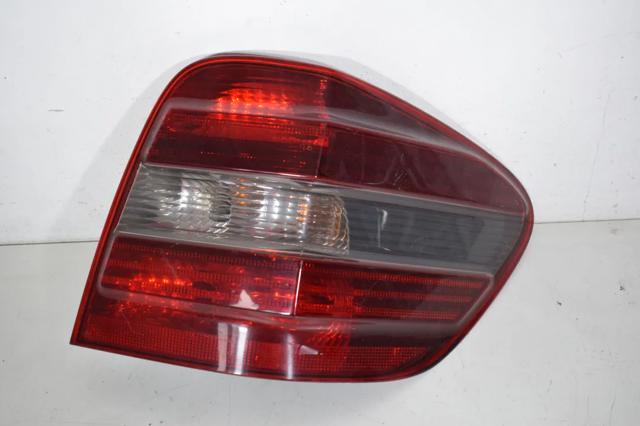 Задні ліхтарі A1648202264 MERCEDES