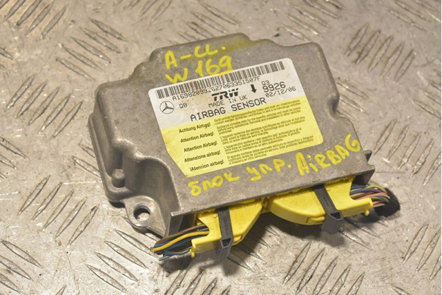 Блок управління airbag A1698209926 MERCEDES