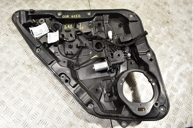 Склопідйомник задніх лівих дверей A1767303800 MERCEDES