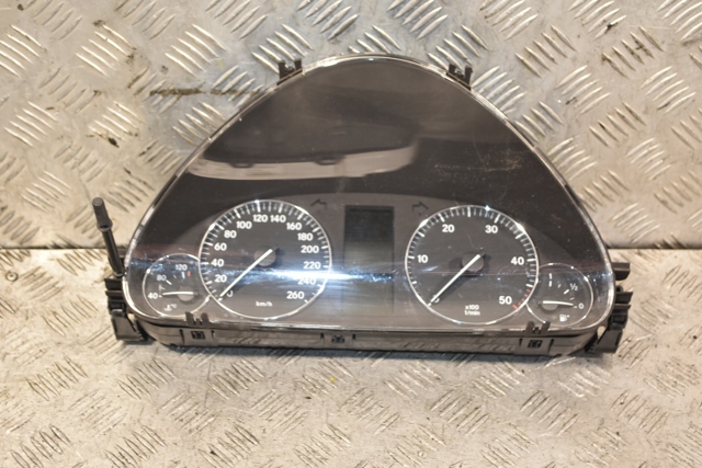 Спідометр A2035401148 MERCEDES