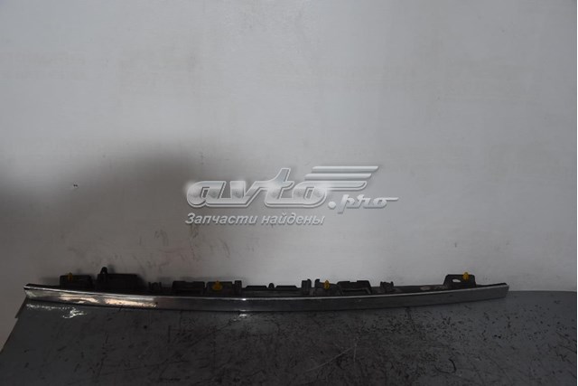 Накладка задньої 3-й/5-й двері A2047400593 MERCEDES