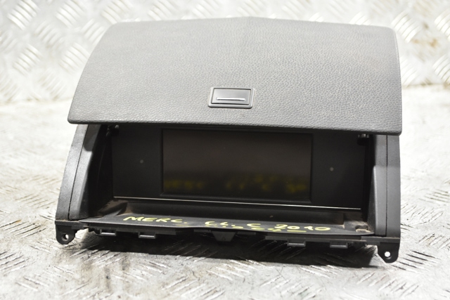 Дисплей бортового комп'ютера A2048205497 MERCEDES