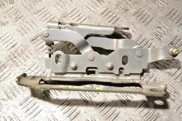 Петля капота, права A2048800828 MERCEDES