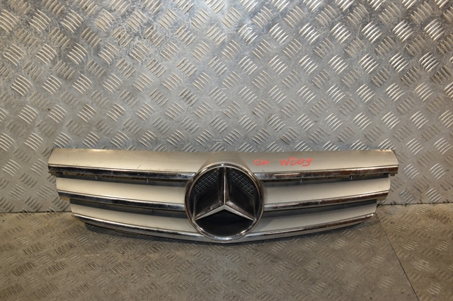 Захисна решітка радіатора A2098800223 MERCEDES