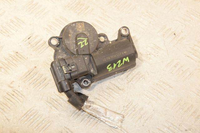 Сервопривід заслінки глушника A2139068601 MERCEDES