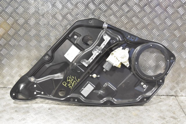 Привід ліфта задній A2518200108 MERCEDES