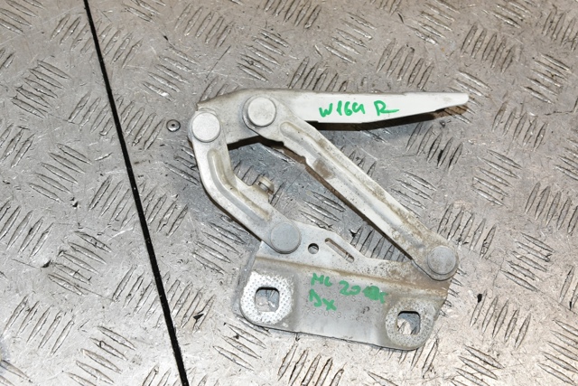 Завіса капота права A2518800228 MERCEDES