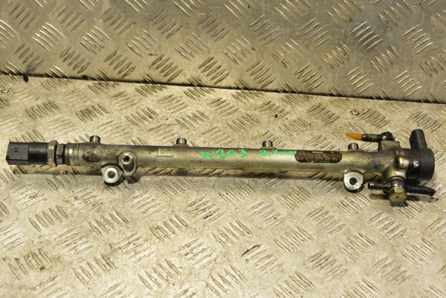 Розподільник палива A6110700095 MERCEDES