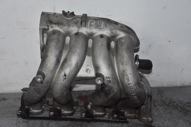 Колектор впускний A6110901737 MERCEDES