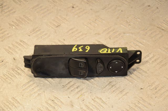 Кнопки переднього лівого склопід'ємника A6395450913 MERCEDES