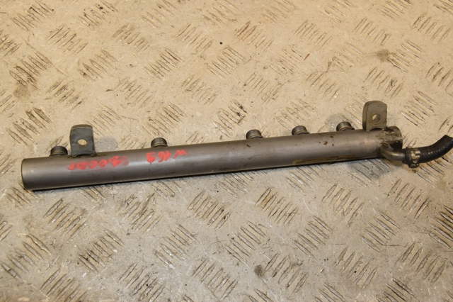 Розподільник палива A6400702395 MERCEDES