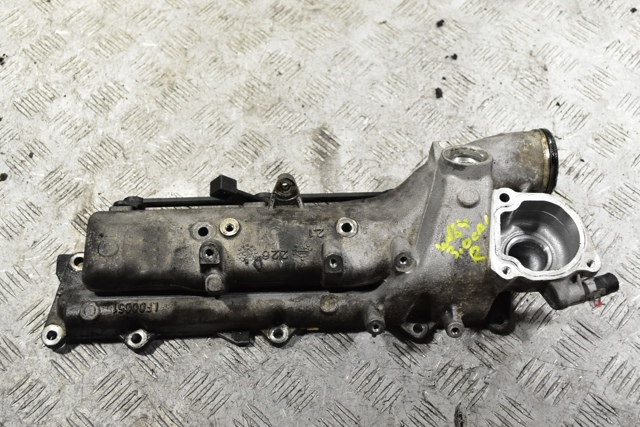 Колектор впускний, правий A6420901237 MERCEDES