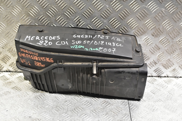 Корпус повітряного фільтра A6460902001 MERCEDES